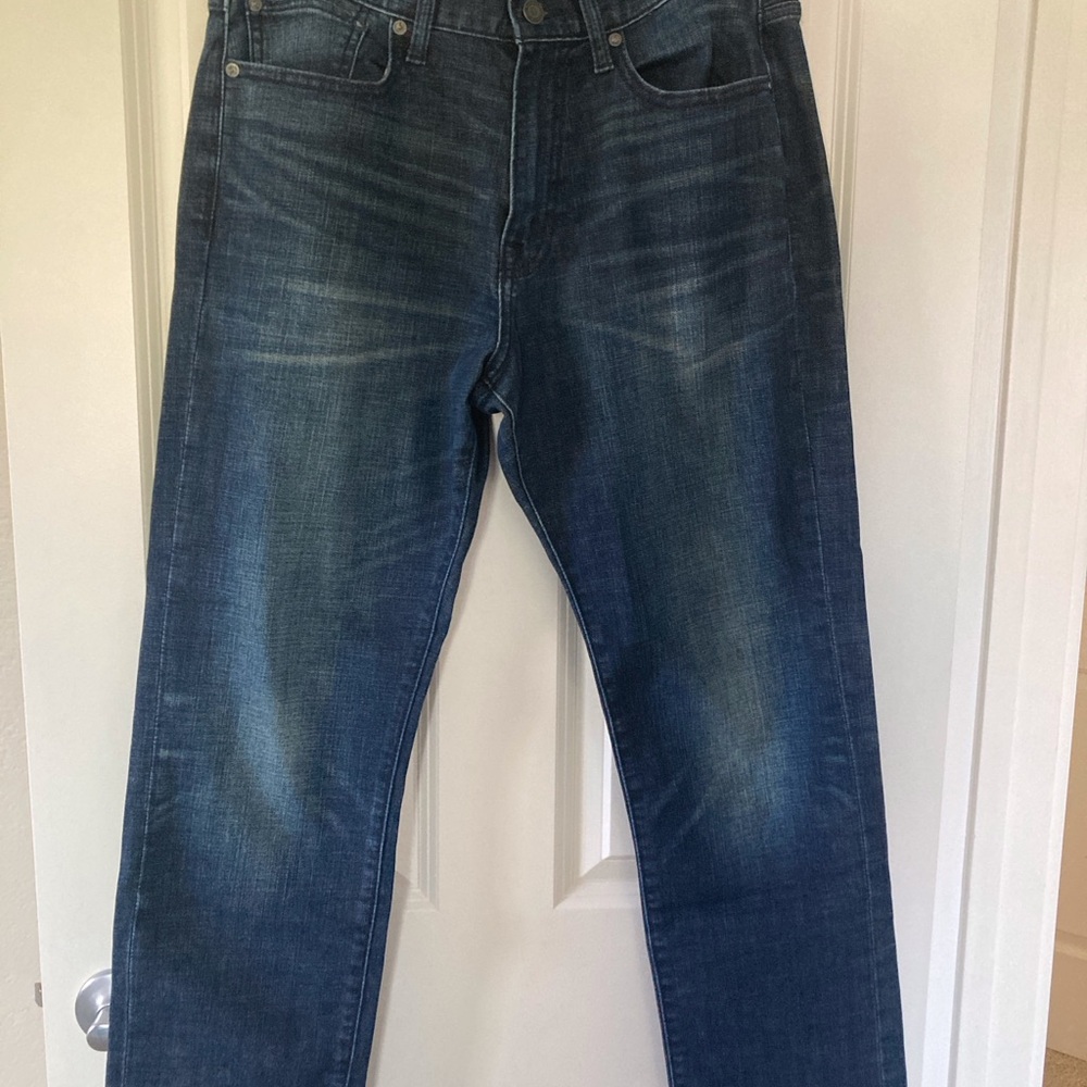 Lucky Brand Men’s 410 Athletic Slim Jeans 33 X 30